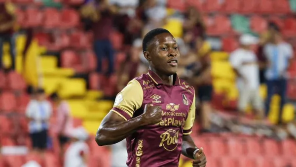 González estuvo a punto de jugar en Nacional