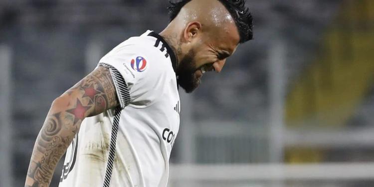 El técnico colombiano que no tuvo pelos en la lengua y puso en su lugar a Arturo Vidal