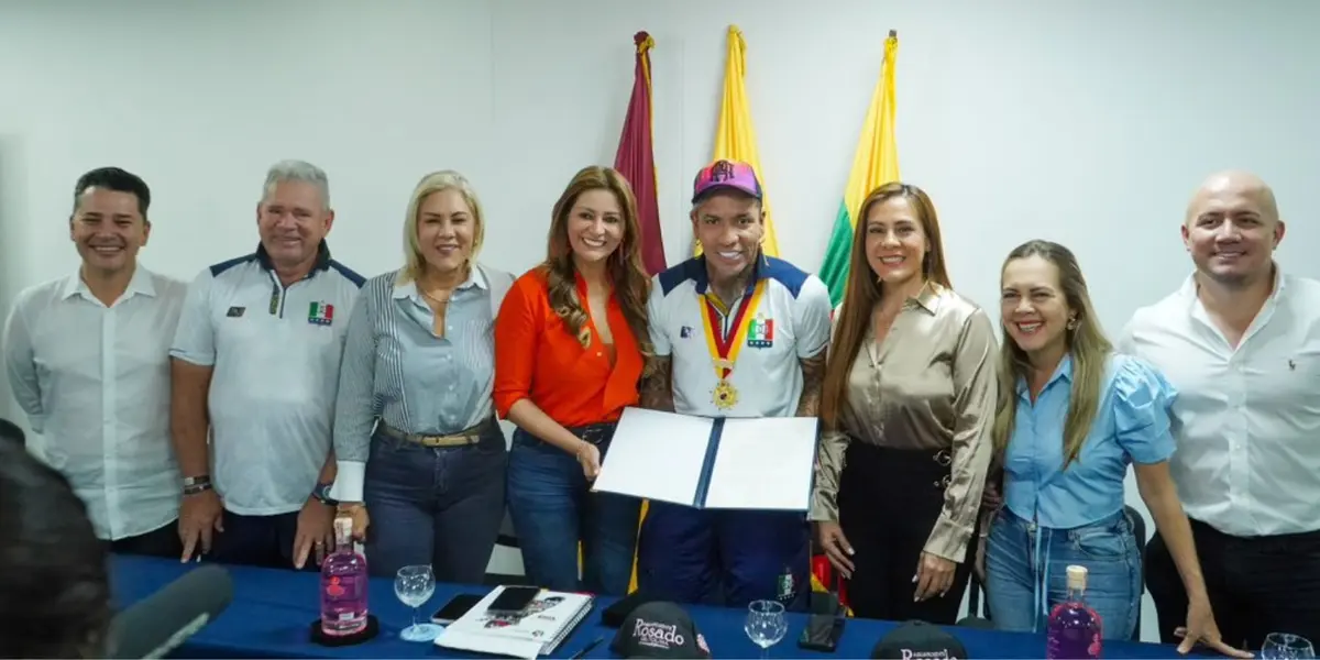 Dayro Moreno recibió un premio en Colombia
