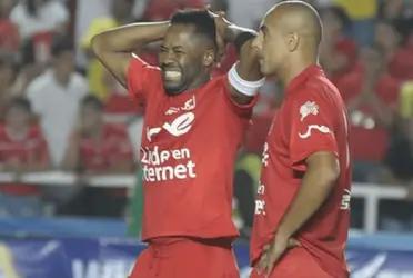 El ex delantero de América de Cali, Jairo Castillo, comentó lo que vivió cuando falló el penal que mandó al club a la segunda categoría. 