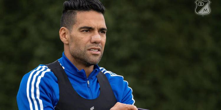 Si Falcao García decide no seguir en Millonarios, este sería el exjugador del Arsenal que lo reemplazaría 