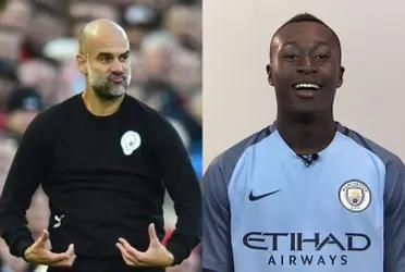 Marlos Moreno no tiene ni un acierto de suerte y en el Manchester City le cerraron las puertas otra vez, el colombiano tuvo que irse a otro sitio a ver si allá lo reciben.