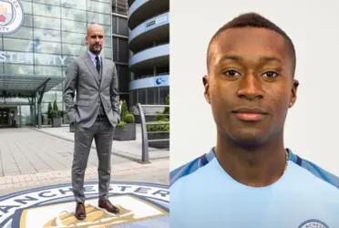 Pep Guardiola no quiere a Marlos Moreno y el colombiano podría llegar a otro equipo de Inglaterra.