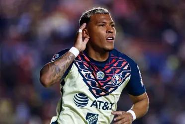 Roger Martínez podría salir del América de México dado que un importante club lo tiene en su carpeta de posibles fichajes para el año 2023.