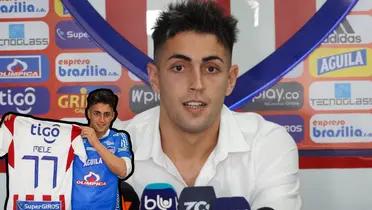 Santiago Mele en rueda de prensa con el Junior FC