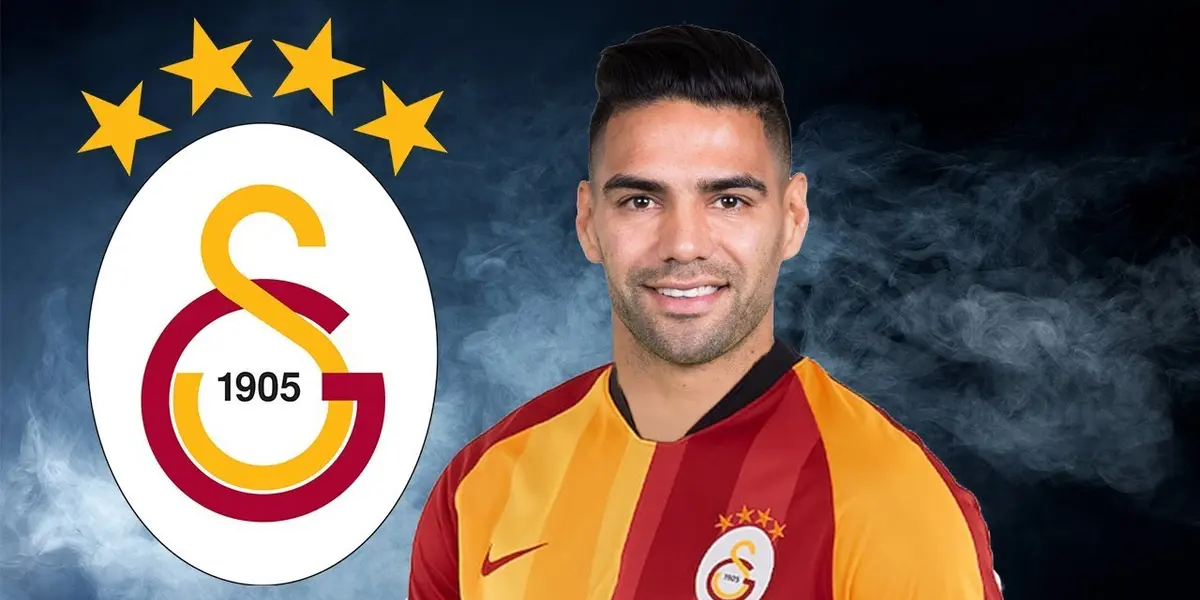 Un futbolista de Galatasaray contó tuvo charlas con el colombiano y opinó dónde continuará su carrera el delantero.